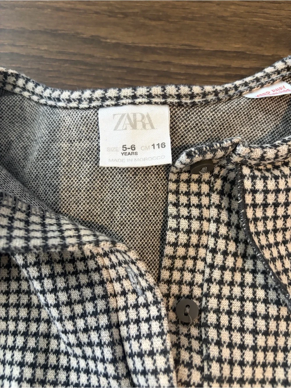 Zara Girls size 5-6 bundle two dresses, one long sleeve top, and two shorts